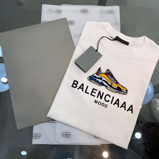 Men's Luxury Premium Selling T-Shirt (BD-LV SHOE+BALENCIAAA MODE)